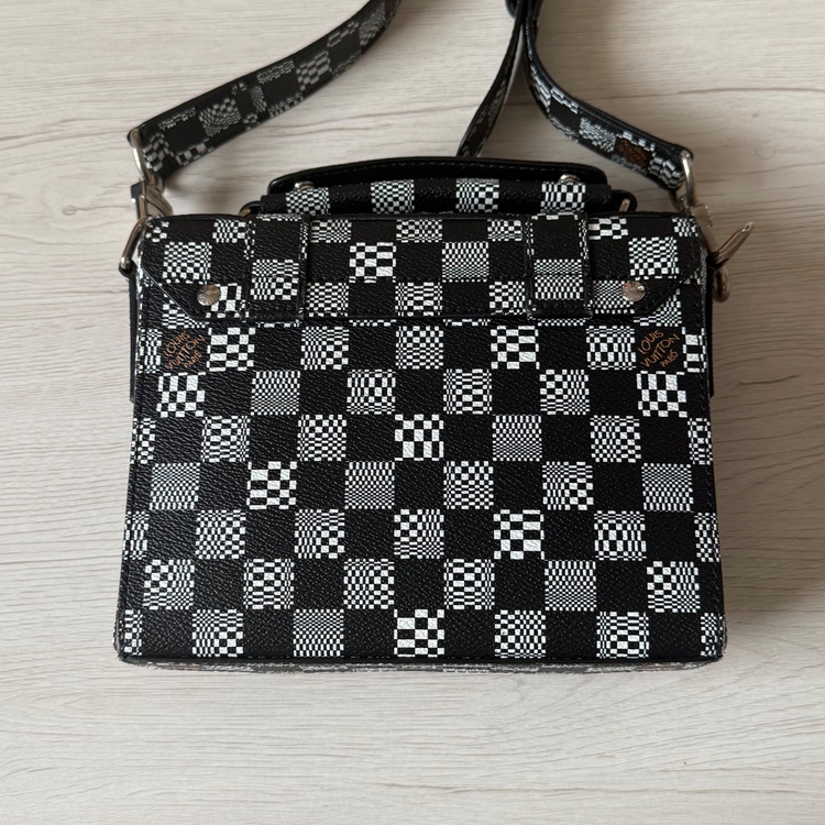 ダミエ　2wayショルダーバッグ（古着・ファッション）の商品画像 - 査定依頼日：2026年7月16日 - 最高査定価格：168,000円