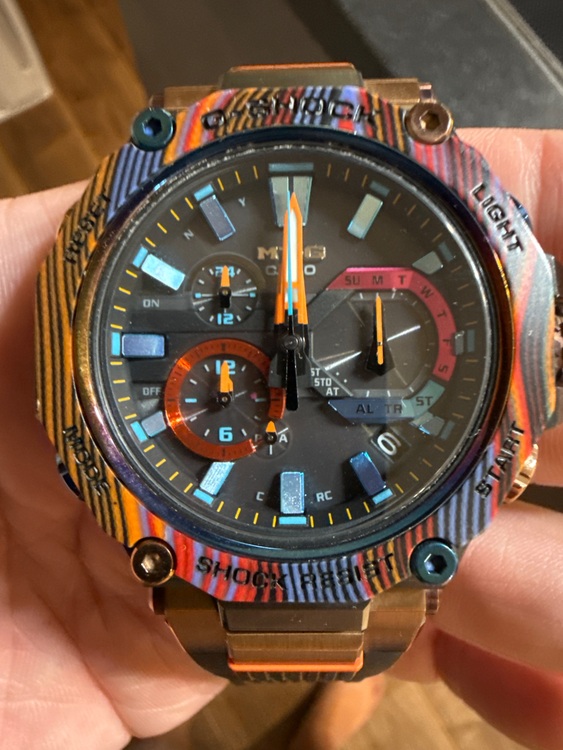 G-SHOCK MTG-G1000D （高級時計）の商品画像 - 査定依頼日：2025年8月16日 - 最高査定価格：100,000円