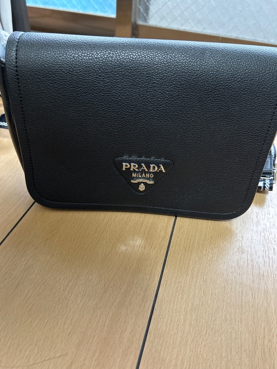 プラダ  （ブランドバッグ）の商品画像 - 査定依頼日：2026年3月14日 - 最高査定価格：150,000円