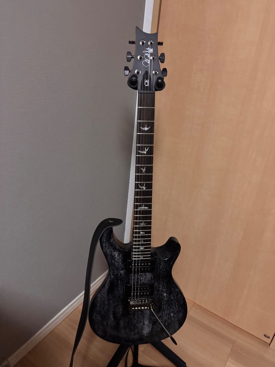 PRS SE CE 24 Standard Black Doghair（ピアノ・楽器・PA機材）の商品画像 - 査定依頼日：2026年5月7日 - 最高査定価格：50,000円