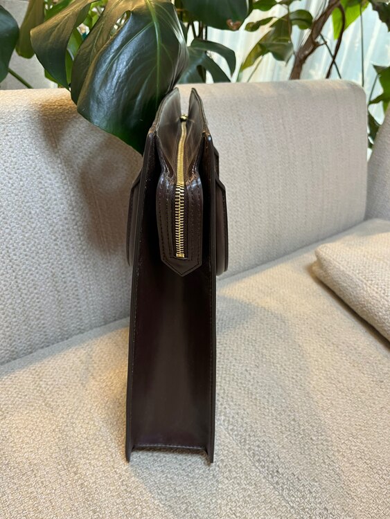 ヴェニスGM（ブランドバッグ）の商品画像 - 査定依頼日：2025年1月4日 - 最高査定価格：70,000円