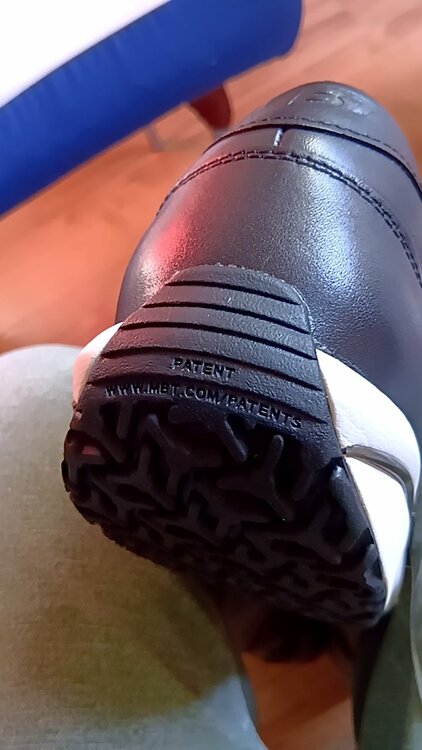 スニカー（古着・ファッション）の商品画像 - 査定依頼日：2026年2月3日 - 最高査定価格：100,000円