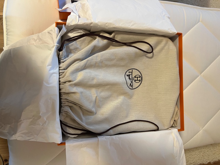 刻印　Y（ブランドバッグ）の商品画像 - 査定依頼日：2026年9月21日 - 最高査定価格：2,700,000円