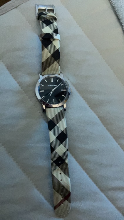 その他 その他 BurberryBU1772（高級時計）の商品画像 - 査定依頼日：2025年8月28日 - 最高査定価格：5,000円