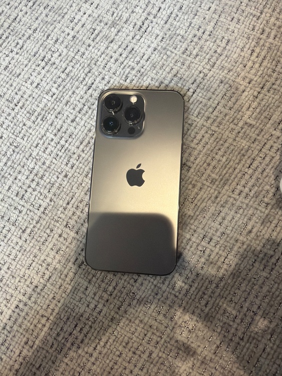 iPhone 13 Pro 128GB Softbank（スマホ）の商品画像 - 査定依頼日：2025年10月14日 - 最高査定価格：60,000円