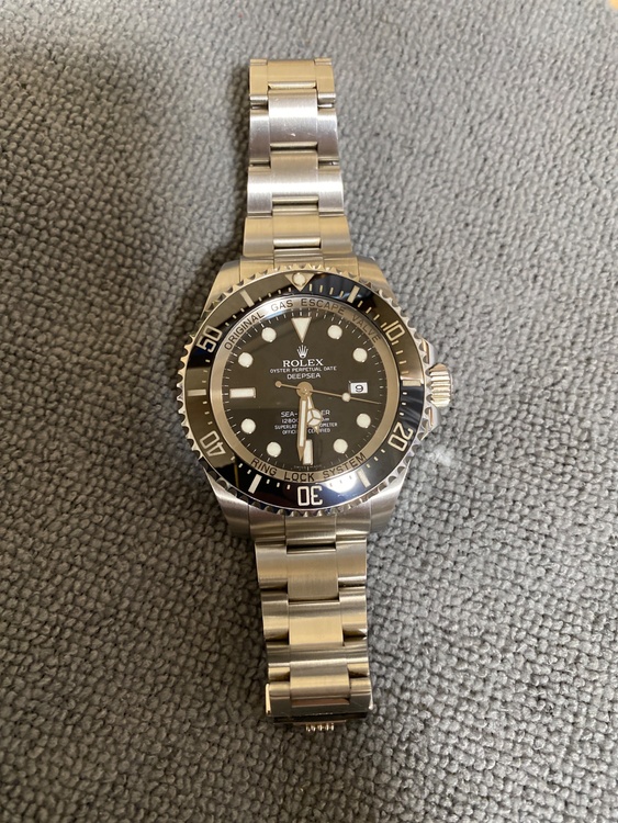 ロレックス シードゥエラー 11666（高級時計）の商品画像 - 査定依頼日：2026年3月12日 - 最高査定価格：1,450,000円