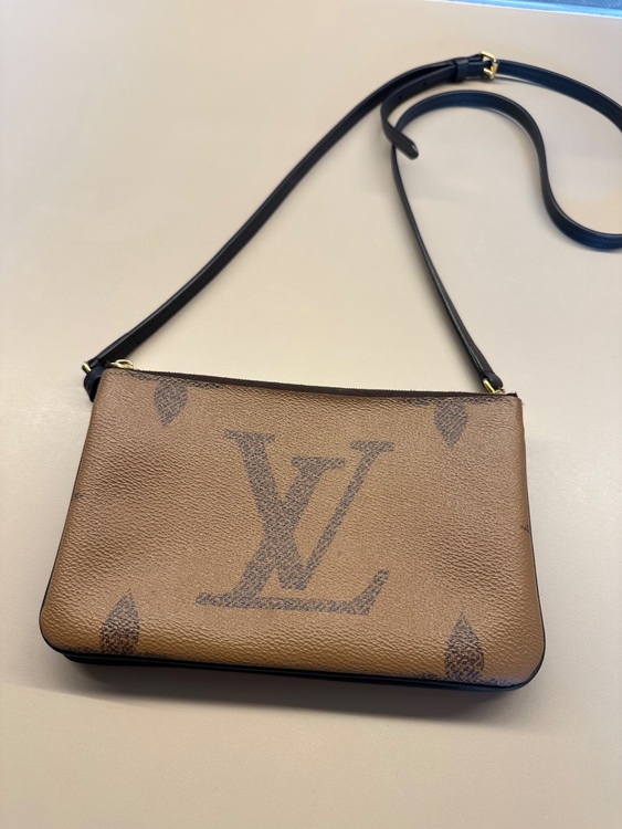 ルイ・ヴィトン M69203 モノグラム・ジャイアント リバース モノグラム ポ（ブランドバッグ）の商品画像 - 査定依頼日：2025年10月2日 - 最高査定価格：150,000円