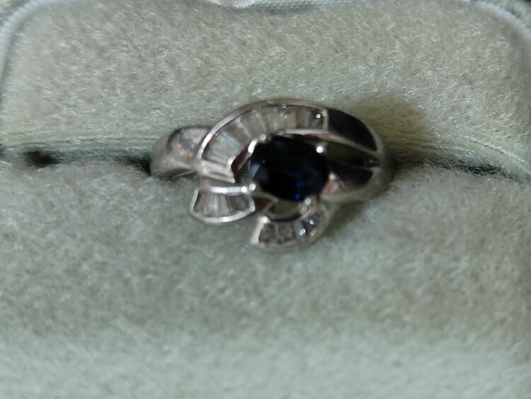 サファイアリング（金・貴金属）の商品画像 - 査定依頼日：2025年10月27日 - 最高査定価格：200,000円