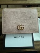 二つ折り財布（古着・ファッション）の商品画像 - 査定依頼日：2025年4月26日 - 最高査定価格：7,000円