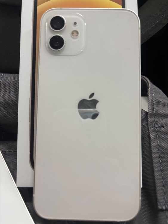 iPhone12（スマホ）の商品画像 - 査定依頼日：2026年1月30日 - 最高査定価格：26,000円