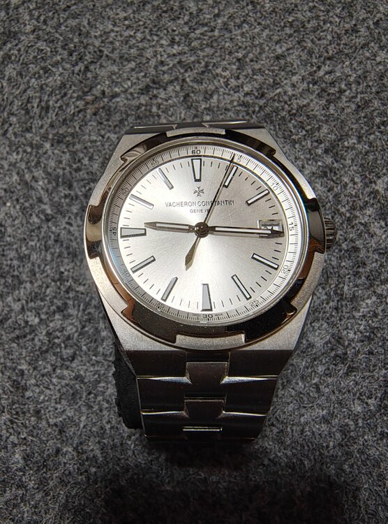 X45A9727    4500V/110A-B126（高級時計）の商品画像 - 査定依頼日：2026年4月10日 - 最高査定価格：2,950,000円