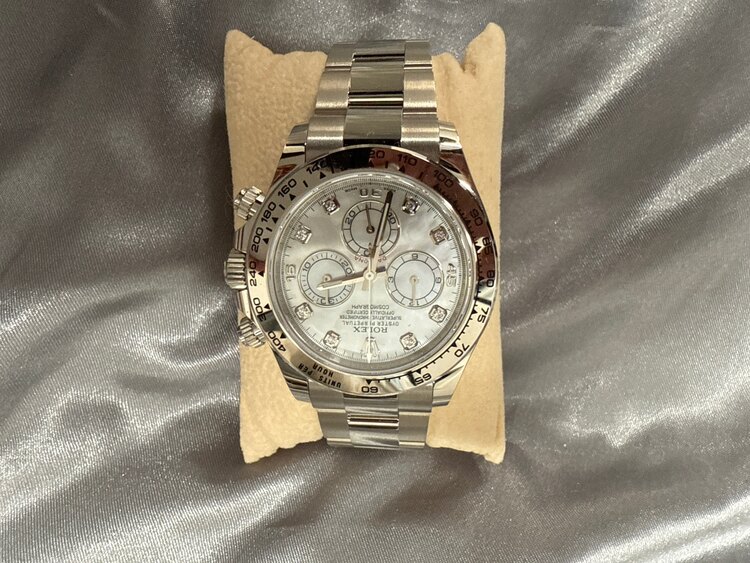 ロレックス デイトナ 11650（高級時計）の商品画像 - 査定依頼日：2025年2月20日 - 最高査定価格：6,900,000円