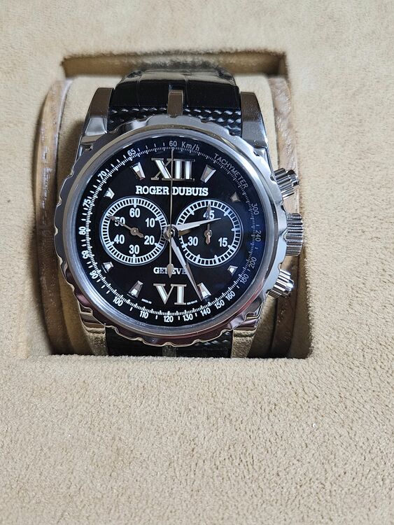 ロジェ・デュブイ その他 （高級時計）の商品画像 - 査定依頼日：2025年11月13日 - 最高査定価格：830,000円