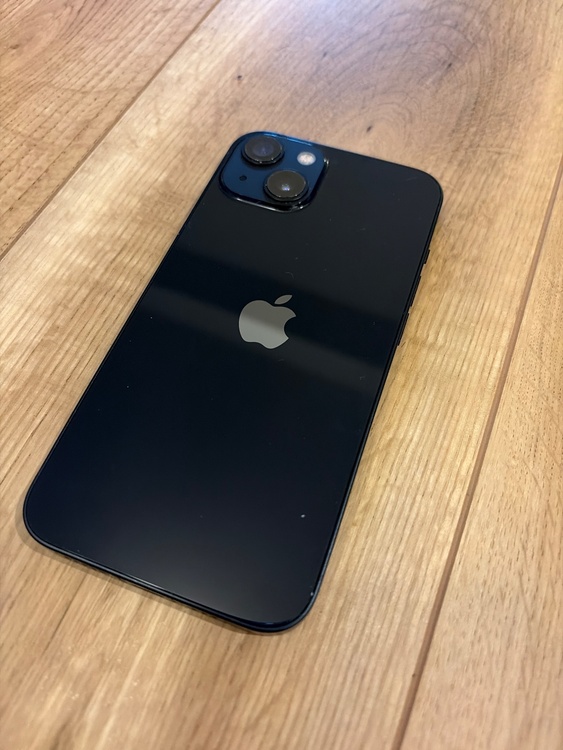 iPhone 13 128GB au（スマホ）の商品画像 - 査定依頼日：2026年4月22日 - 最高査定価格：36,000円