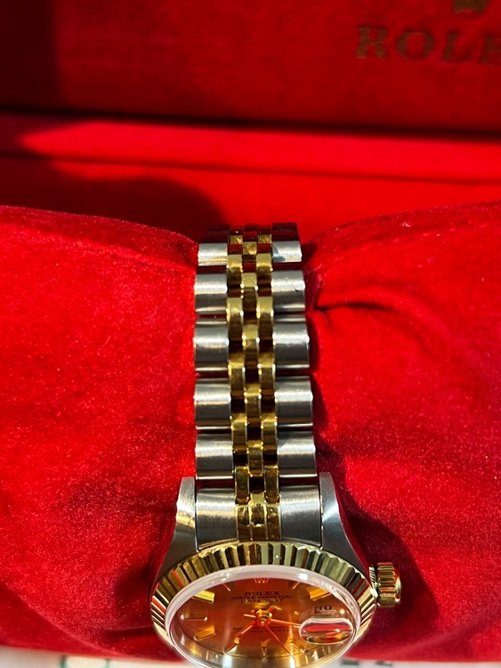 デイトジャスト（高級時計）の商品画像 - 査定依頼日：2025年10月30日 - 最高査定価格：750,000円