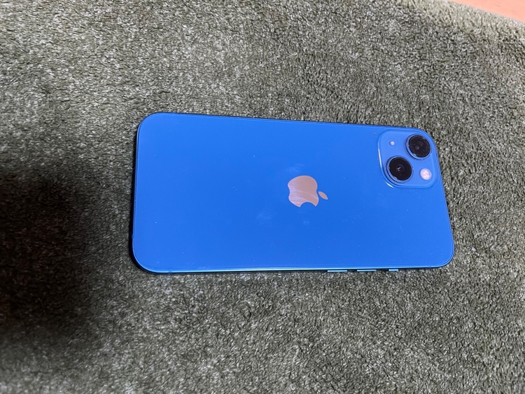 iPhone 13 128GB docomo（スマホ）の商品画像 - 査定依頼日：2026年3月17日 - 最高査定価格：32,000円