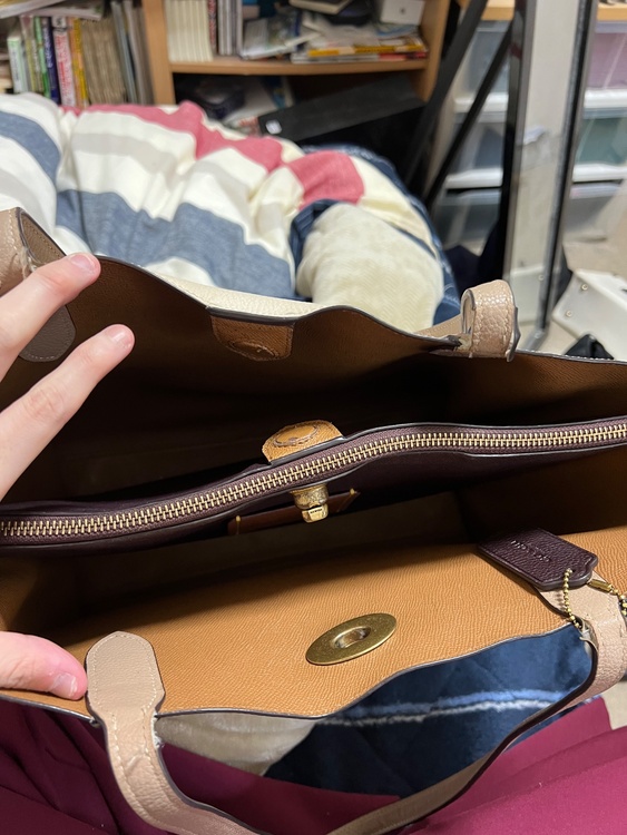 その他 コーチ （ブランドバッグ）の商品画像 - 査定依頼日：2025年12月15日 - 最高査定価格：1,000円