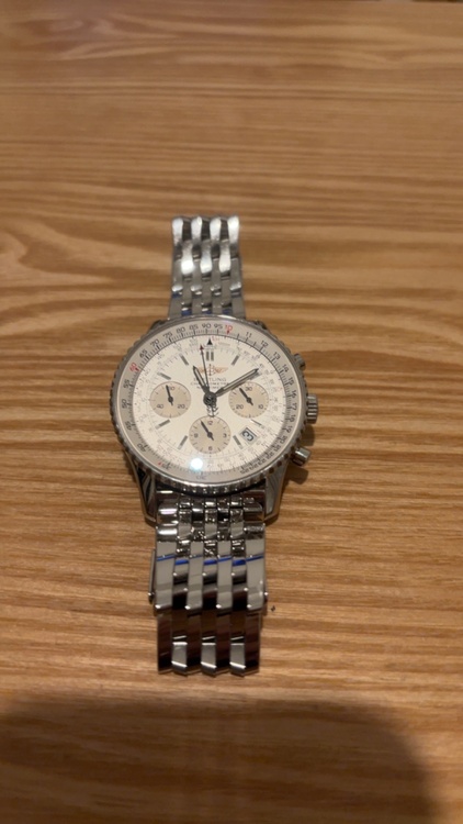 ブライトリング ナビタイマー （高級時計）の商品画像 - 査定依頼日：2026年1月28日 - 最高査定価格：520,000円