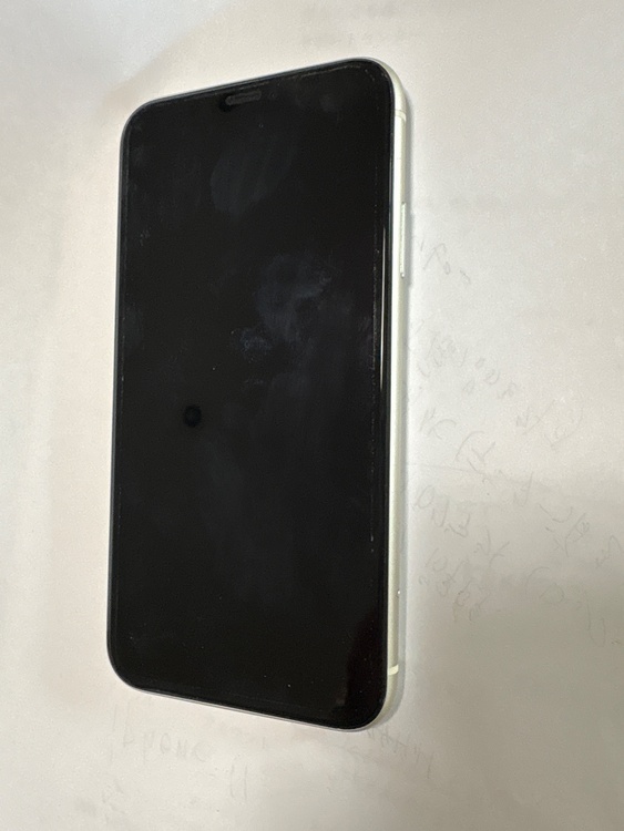 iPhone11 64GB Softbank（スマホ）の商品画像 - 査定依頼日：2026年4月6日 - 最高査定価格：19,000円