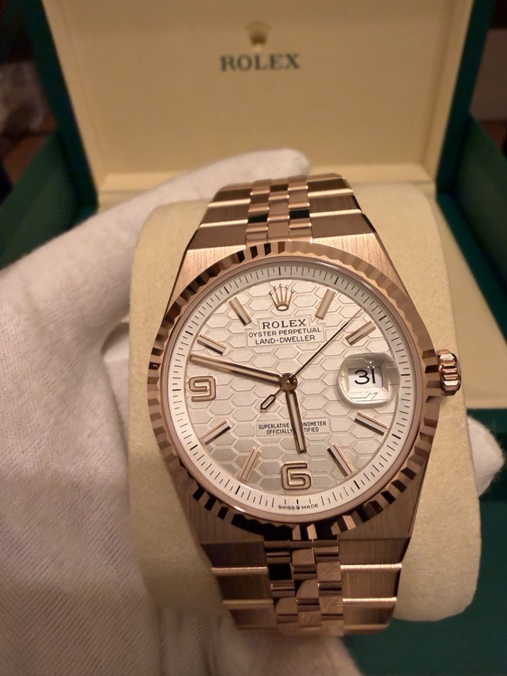 ロレックス その他 12733（高級時計）の商品画像 - 査定依頼日：2026年3月31日 - 最高査定価格：10,250,000円