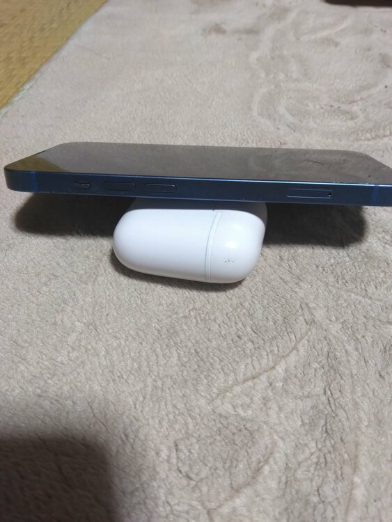 iPhone 13 128GB 楽天モバイル（スマホ）の商品画像 - 査定依頼日：2026年3月18日 - 最高査定価格：28,000円