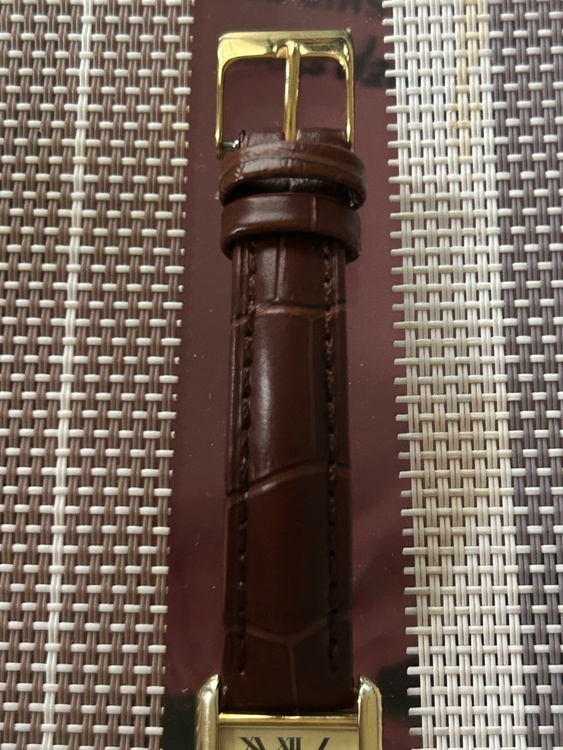 カルティエ タンク 15247（高級時計）の商品画像 - 査定依頼日：2026年3月3日 - 最高査定価格：280,000円