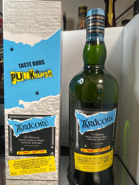 ウイスキー アードベッグ （お酒）の商品画像 - 査定依頼日：2026年1月18日 - 最高査定価格：12,000円
