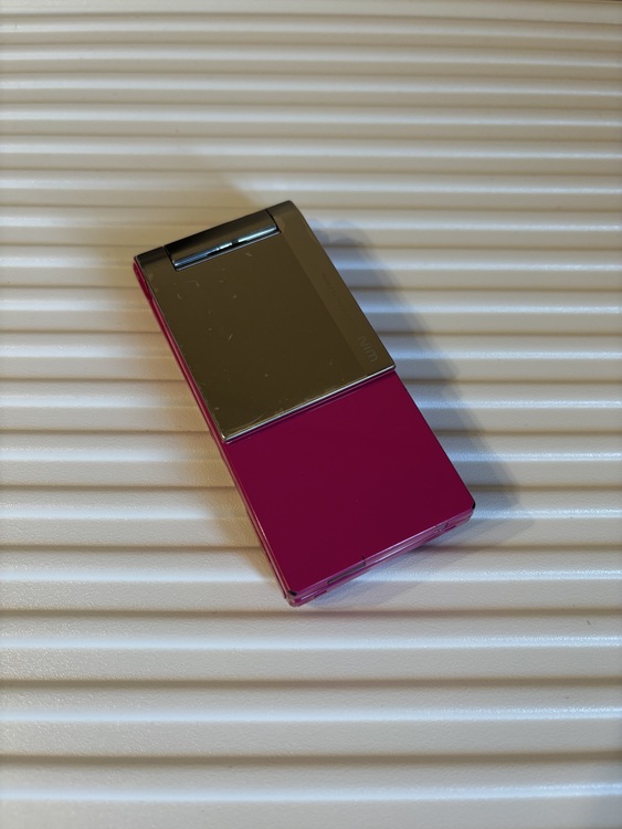 スマートフォン1点ガラケー2点（スマホ）の商品画像 - 査定依頼日：2024年10月12日