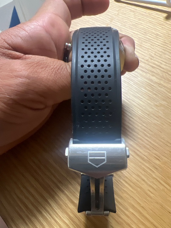 タグホイヤー カレラ （高級時計）の商品画像 - 査定依頼日：2025年9月30日 - 最高査定価格：365,000円