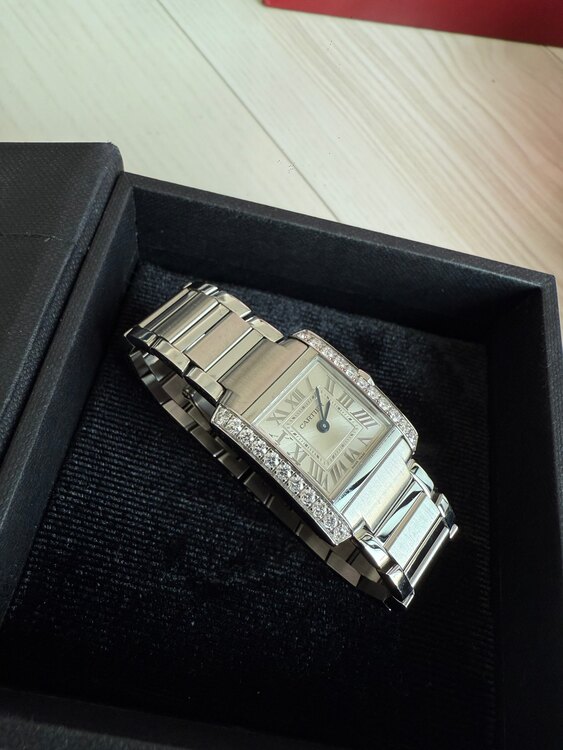 カルティエ タンク W（高級時計）の商品画像 - 査定依頼日：2025年3月26日 - 最高査定価格：830,000円