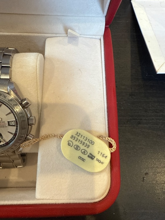 オメガ スピードマスター 8531593（高級時計）の商品画像 - 査定依頼日：2026年3月17日 - 最高査定価格：300,000円