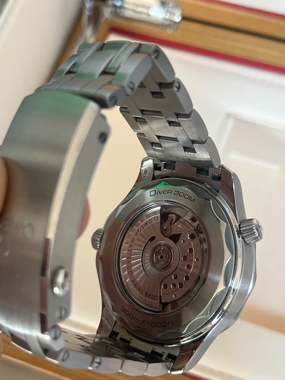 シーマスターダイバー300（高級時計）の商品画像 - 査定依頼日：2025年7月26日 - 最高査定価格：640,000円
