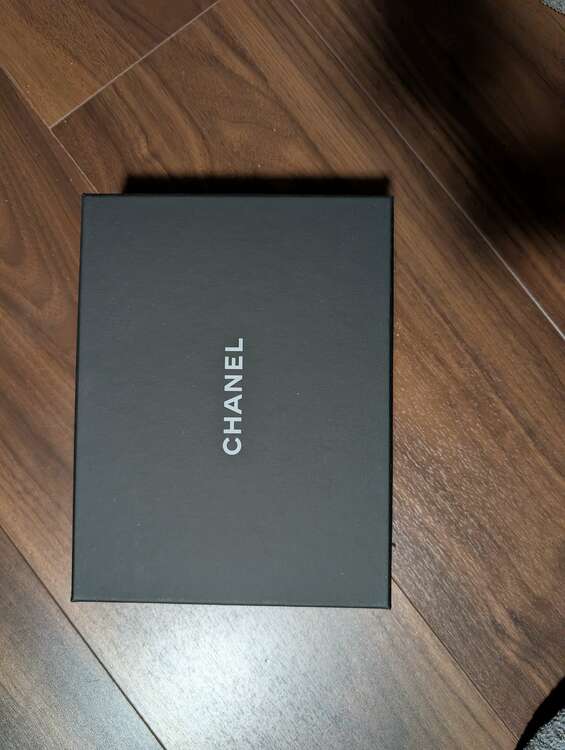 未使用　三つ折財布（ブランド財布・小物）の商品画像 - 査定依頼日：2025年1月13日 - 最高査定価格：35,000円