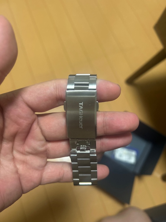 タグホイヤー フォーミュラ CAZ1011.BA0842（高級時計）の商品画像 - 査定依頼日：2025年8月10日 - 最高査定価格：150,000円