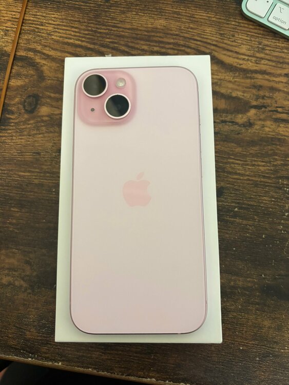 iPhone iPhone 15 256GB SIMフリー（スマホ）の商品画像 - 査定依頼日：2026年9月23日 - 最高査定価格：75,000円