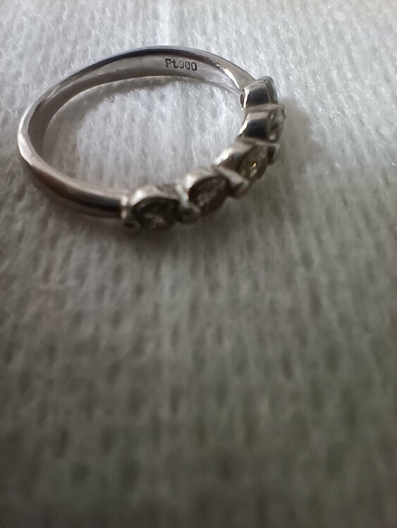 指輪プラチナ（宝石）の商品画像 - 査定依頼日：2026年3月15日 - 最高査定価格：120,000円