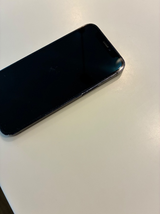 iPhone iPhone 12 mini 64GB au（スマホ）の商品画像 - 査定依頼日：2026年6月18日 - 最高査定価格：4,000円