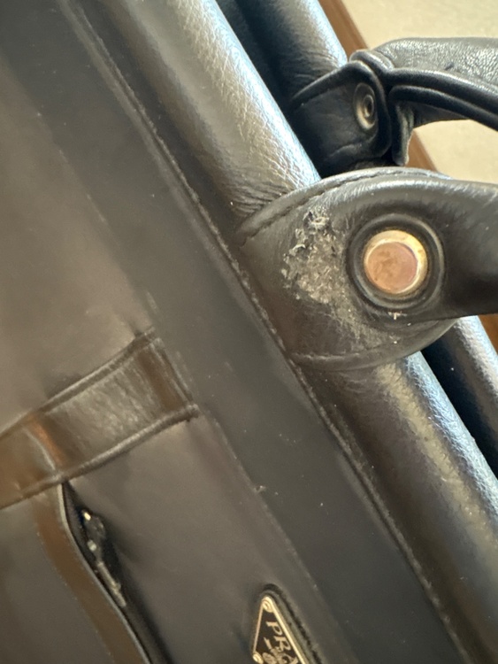 プラダ  （ブランドバッグ）の商品画像 - 査定依頼日：2026年2月2日 - 最高査定価格：40,000円