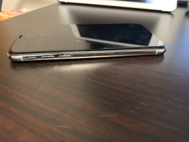 iPhoneX 256GB SIMフリー（スマホ）の商品画像 - 査定依頼日：2026年1月20日 - 最高査定価格：11,000円