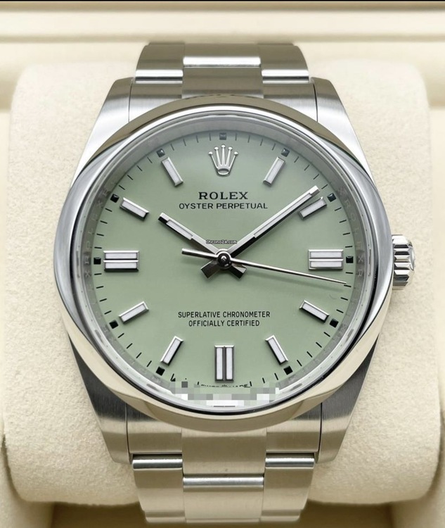 ロレックス パーペチュアル 36ミリ　び（高級時計）の商品画像 - 査定依頼日：2026年2月16日 - 最高査定価格：1,600,000円