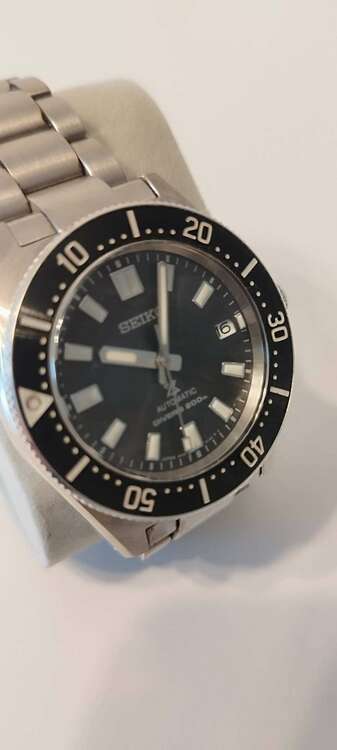 ダイバースキューバ（高級時計）の商品画像 - 査定依頼日：2025年2月4日 - 最高査定価格：70,000円