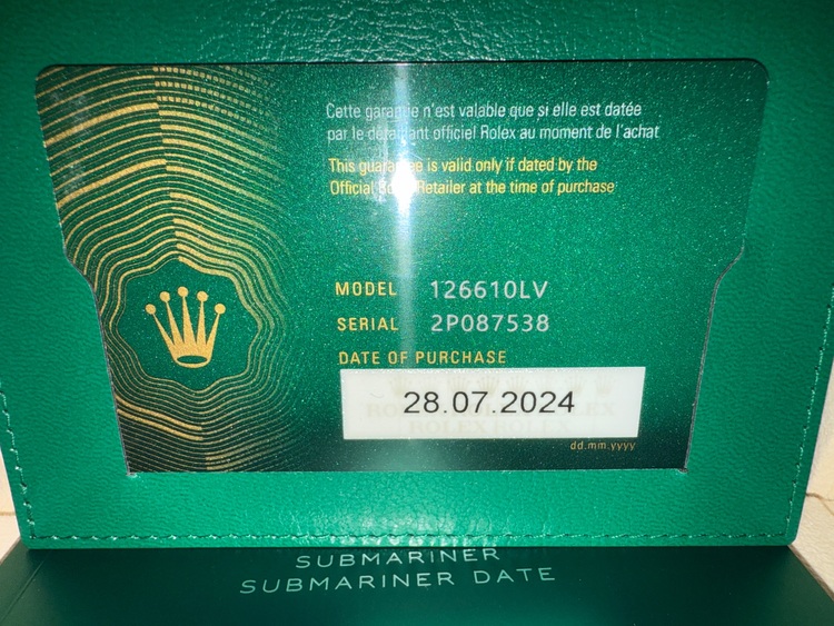 ロレックス サブマリーナー 126610Lv（高級時計）の商品画像 - 査定依頼日：2025年6月17日 - 最高査定価格：2,100,000円