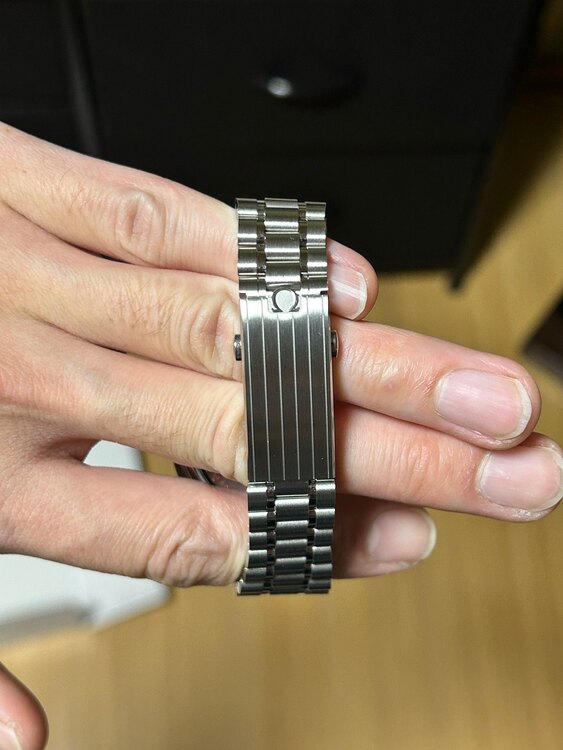 オメガ スピードマスター （高級時計）の商品画像 - 査定依頼日：2025年3月30日 - 最高査定価格：810,000円