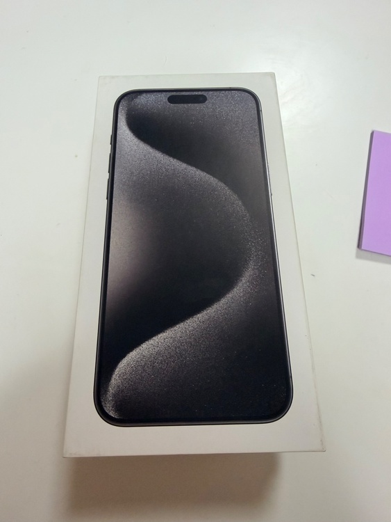 iPhone 15 Pro Max 1TB SIMフリー（スマホ）の商品画像 - 査定依頼日：2026年2月20日 - 最高査定価格：160,000円