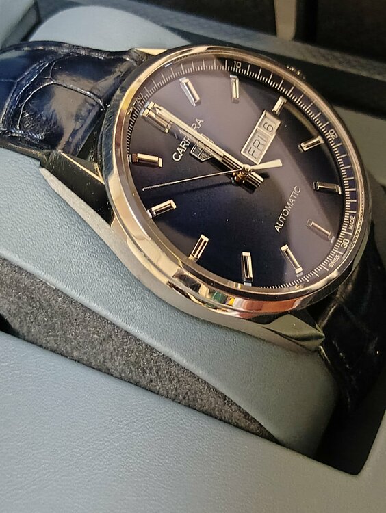 タグホイヤー カレラ キャリバー5WBN2012.FC6502（高級時計）の商品画像 - 査定依頼日：2026年3月23日 - 最高査定価格：240,000円