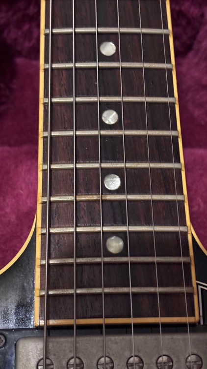 ES-335 dot（ピアノ・楽器・PA機材）の商品画像 - 査定依頼日：2026年5月14日 - 最高査定価格：130,000円