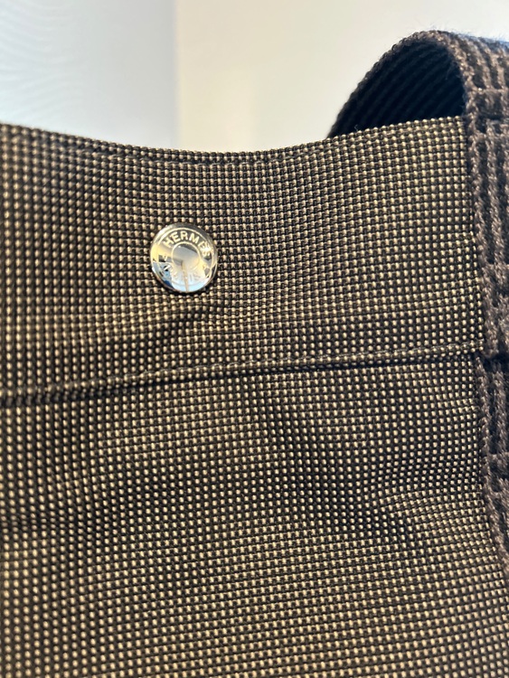 エルメス フールトゥ （ブランドバッグ）の商品画像 - 査定依頼日：2025年9月8日 - 最高査定価格：30,000円