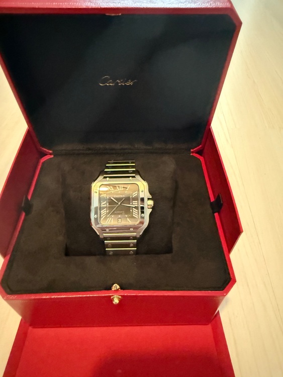 カルティエ サントス サントスLM（高級時計）の商品画像 - 査定依頼日：2025年10月26日 - 最高査定価格：1,100,000円