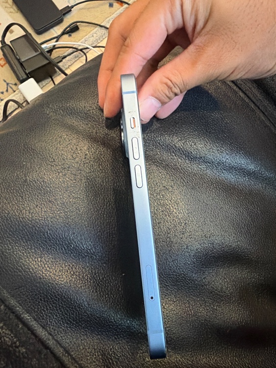 iPhone iPhone 14 128GB docomo（スマホ）の商品画像 - 査定依頼日：2026年9月18日 - 最高査定価格：46,000円