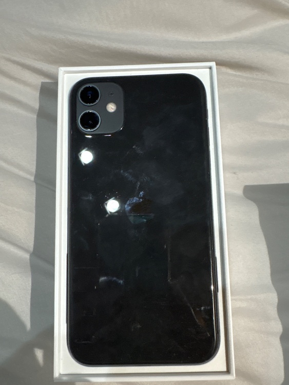 sbiPhon1164G（スマホ）の商品画像 - 査定依頼日：2026年2月22日 - 最高査定価格：16,000円